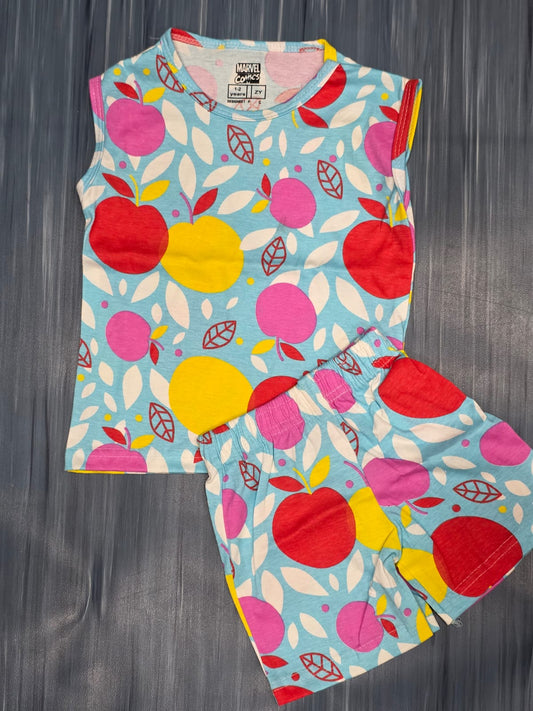 SLEEVELESS CO-ODDS